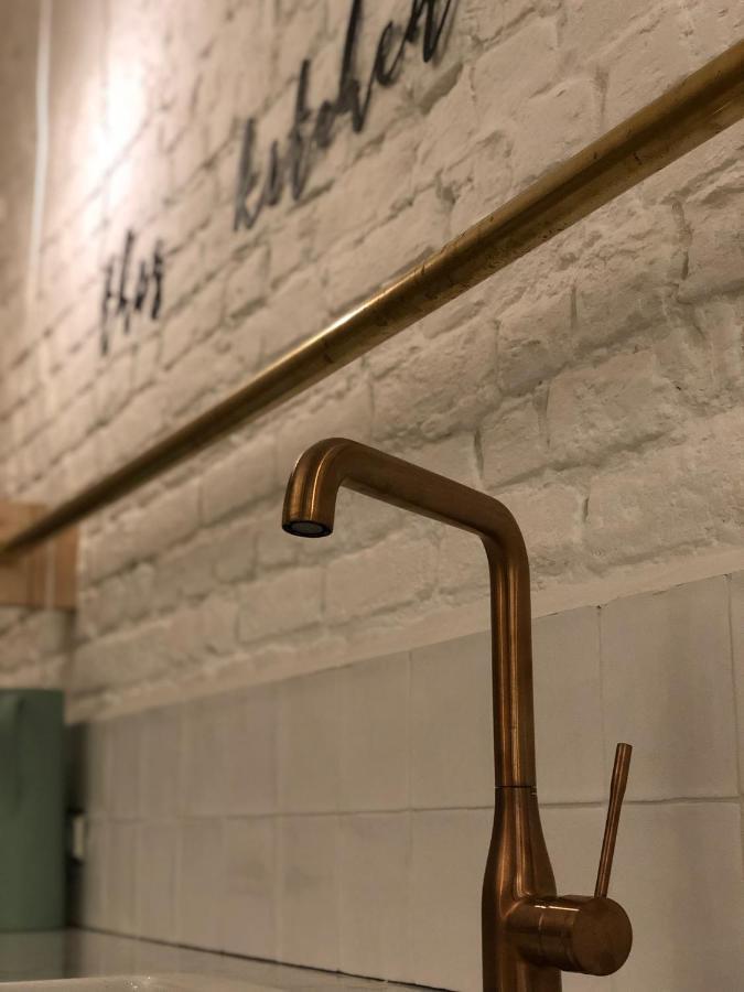 イープルLichtrijke Loft Bij Restaurant Den Olifantアパートメント エクステリア 写真